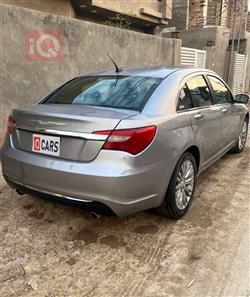 كرايسلر 200